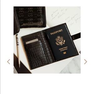 Béis black croc passport cover